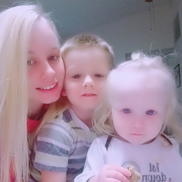 Meet your Posher, Mashayla - Picture 2 of 3